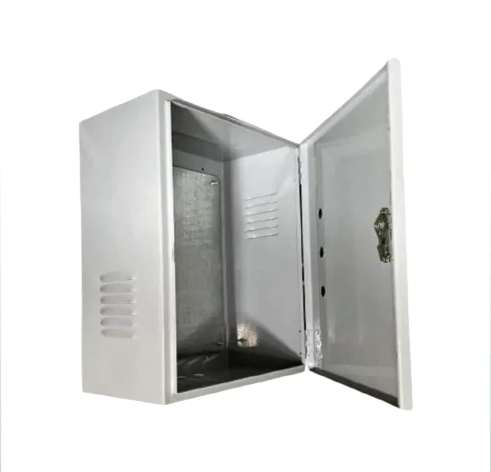 Coffret métallique préfabriqué avec platine